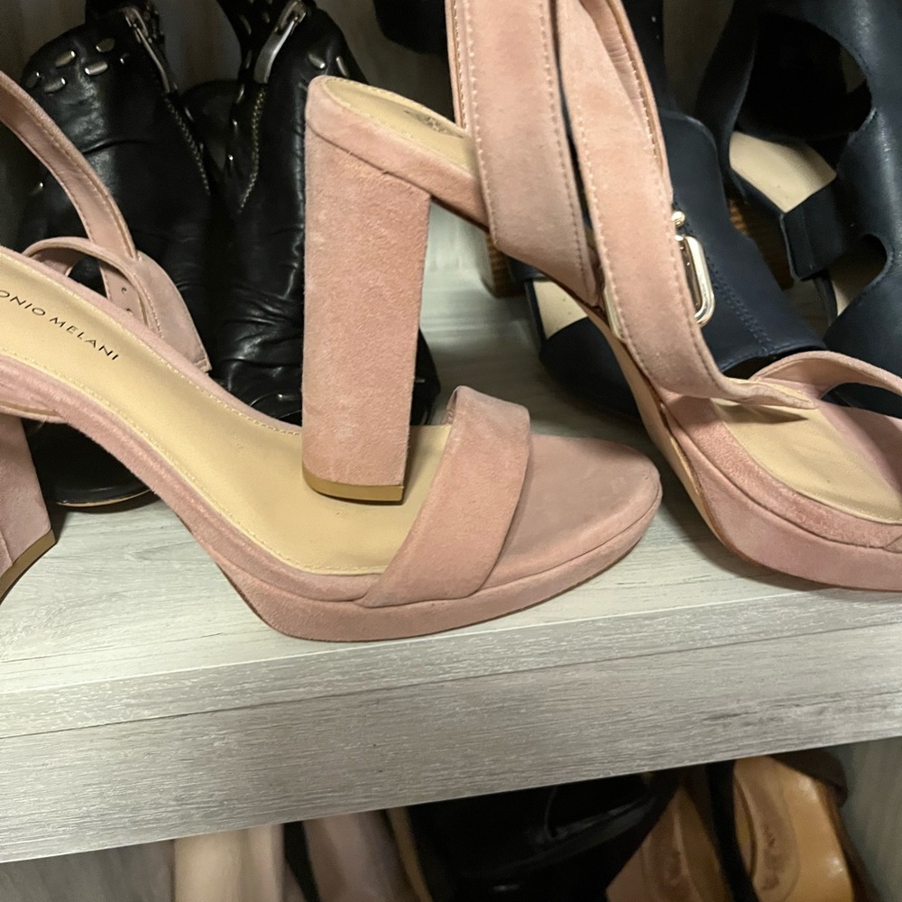 Pink suede Sandals
